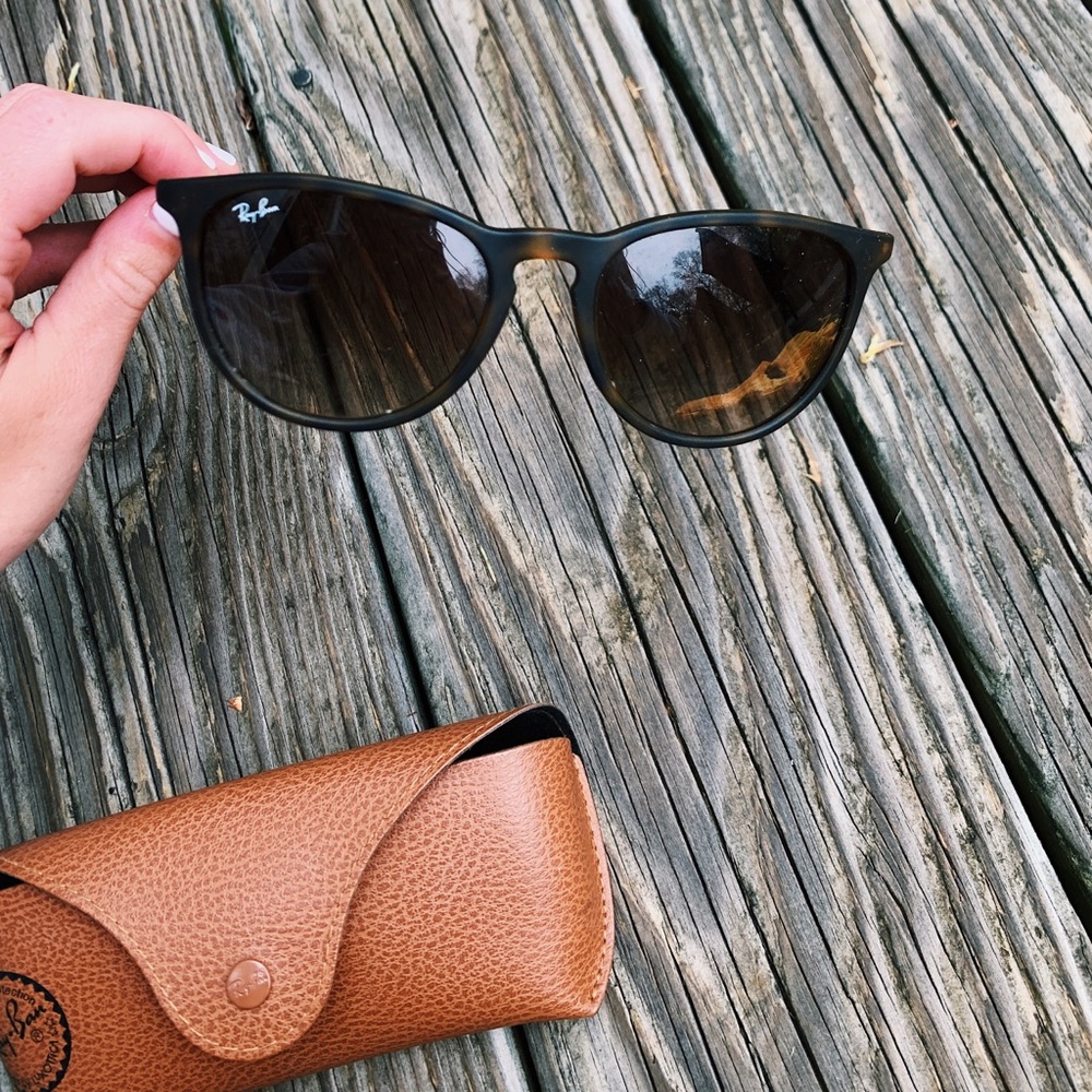 Erika style Ray Bans